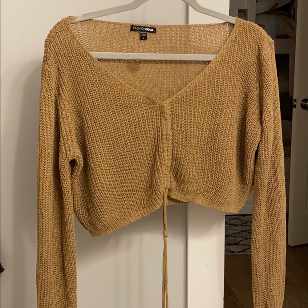 Cropped knit sweater